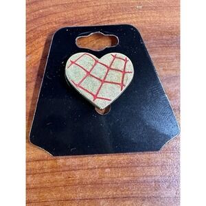 Heart & Red‎ Spider Web Pin Gold Tone